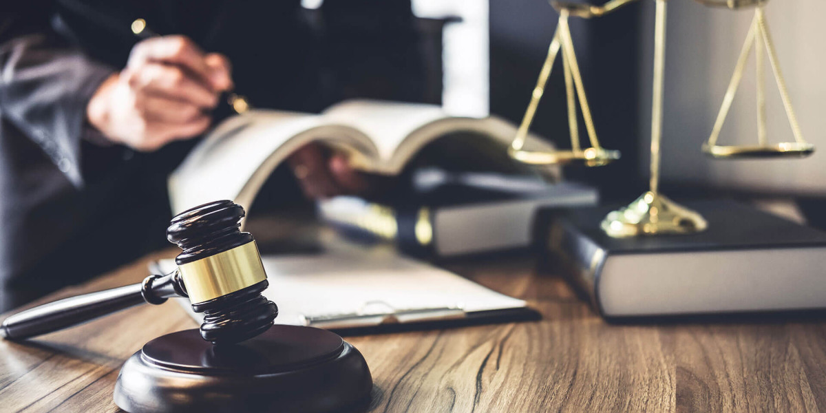 What Makes a Great Criminal Defense Lawyer in Dubai?