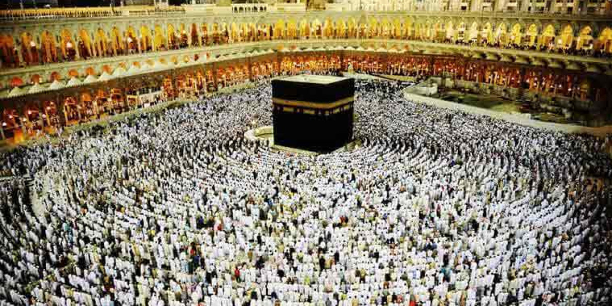 Book Umrah Packages from the UK or Get a Budget-Friendly Umrah Package