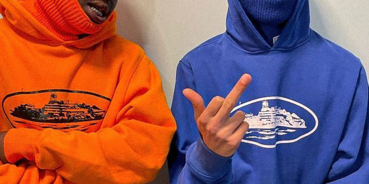 Why Every Fan Loves Corteiz Clothing and Zach Bryan Merch
