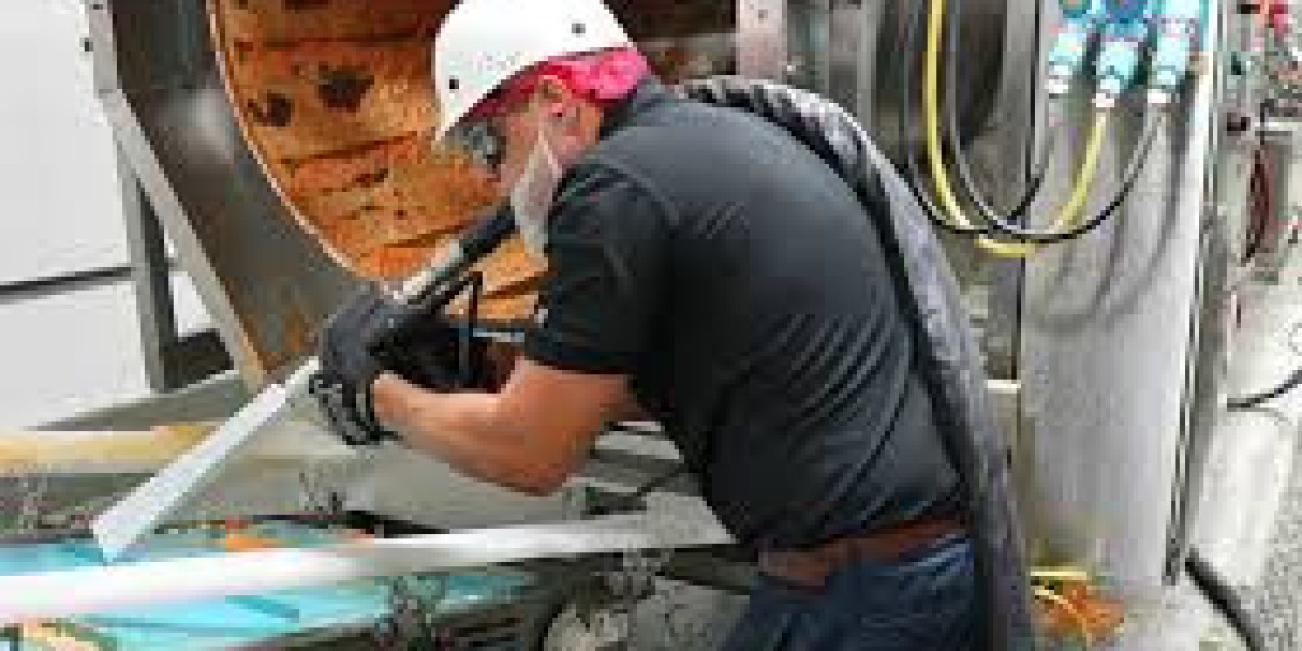 How Dry Ice Blasting is Transforming Industrial Maintenance Practices
